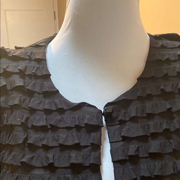 Black Textured Women's Sweater - Picture 4 of 7